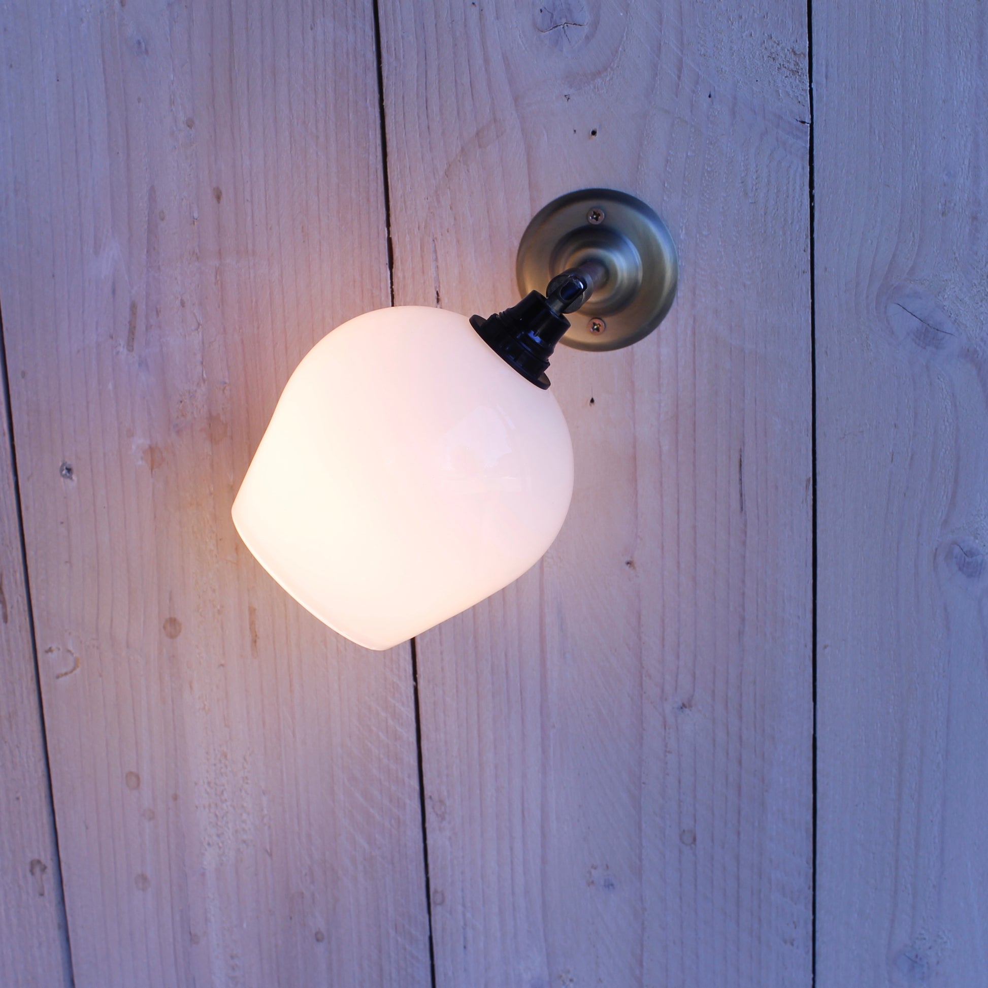Bell Wall Lamp