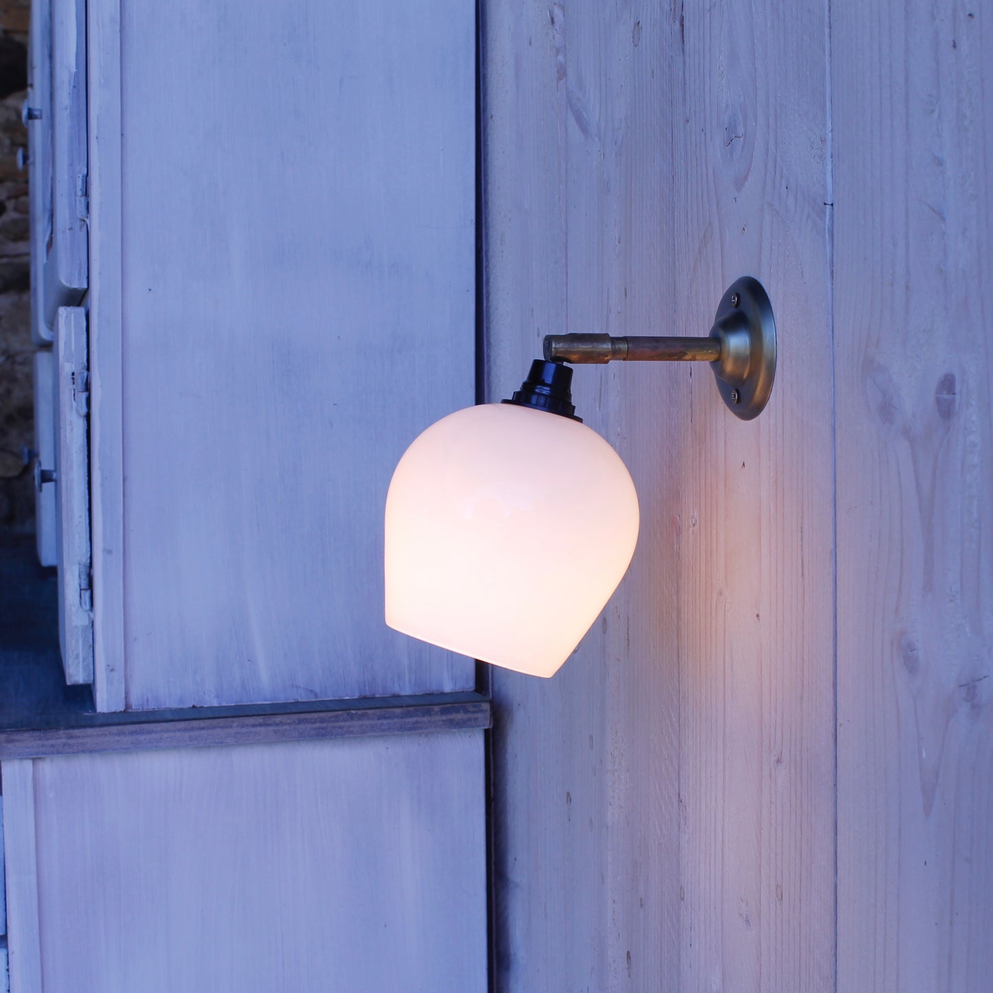 Bell Wall Lamp