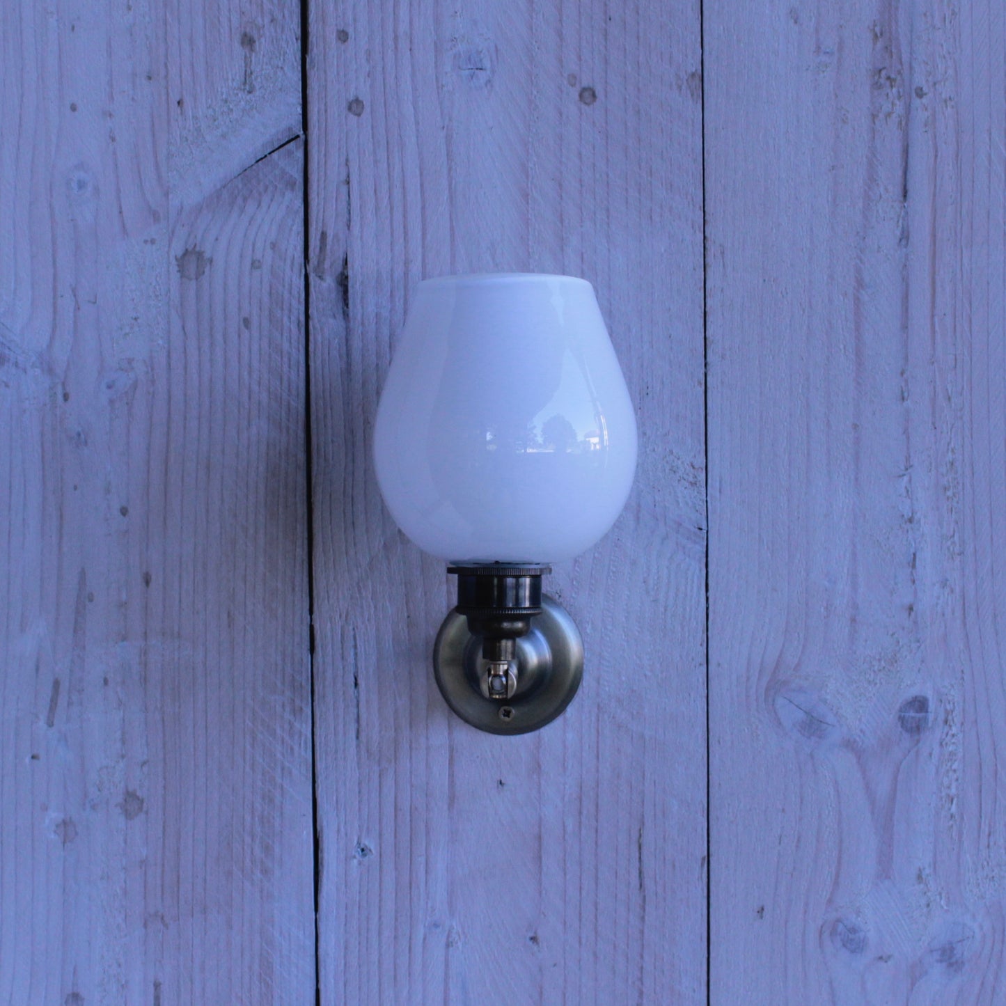 Bell Wall Lamp