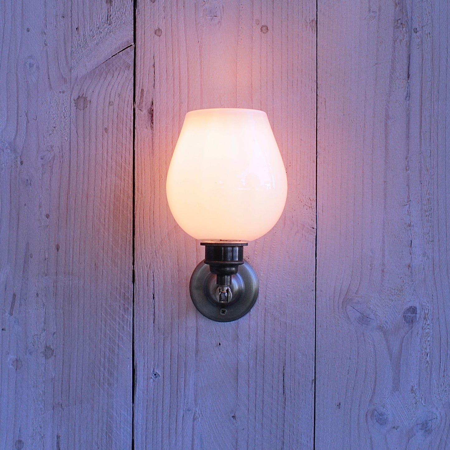 Bell Wall Lamp