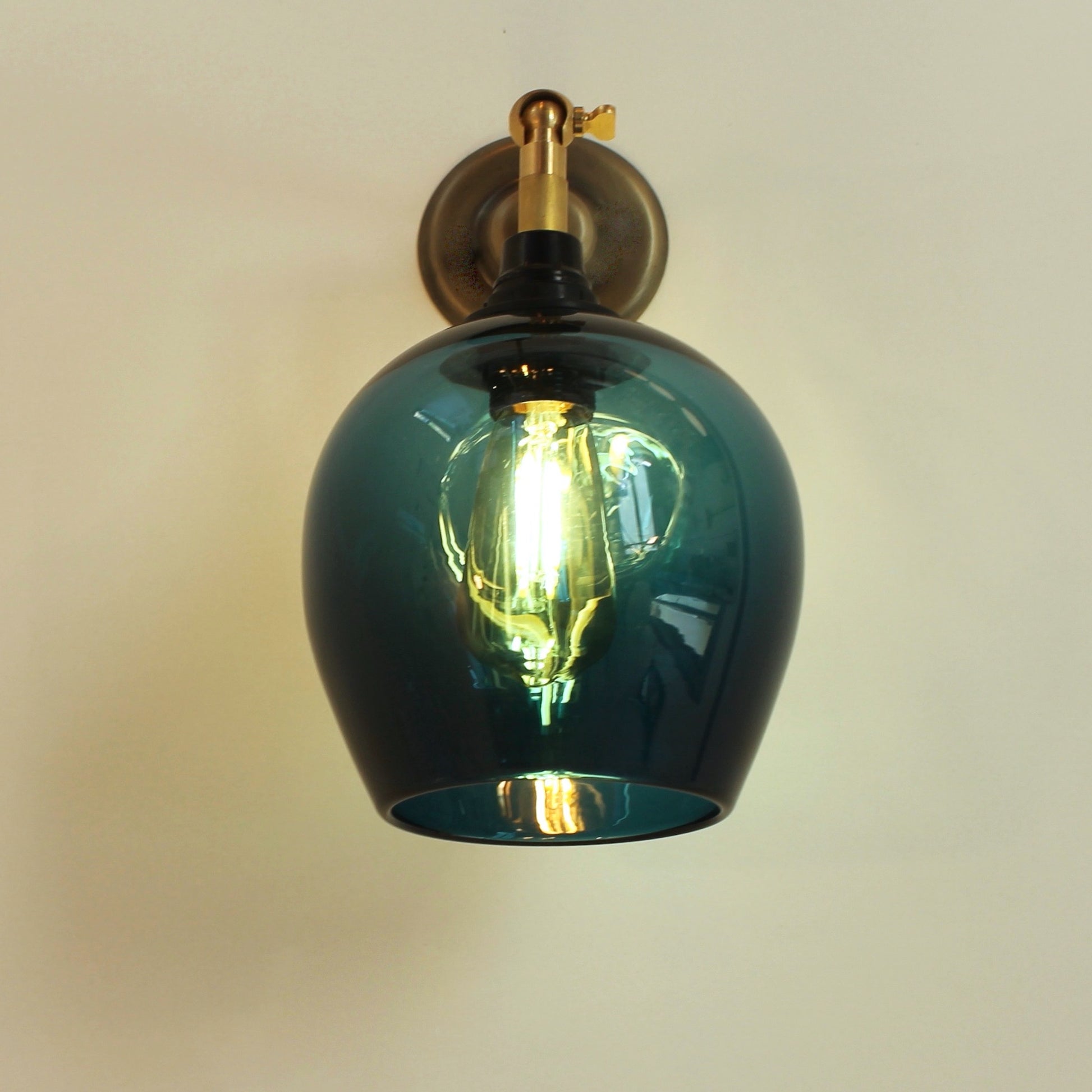 Bell 125 Wall Lamp