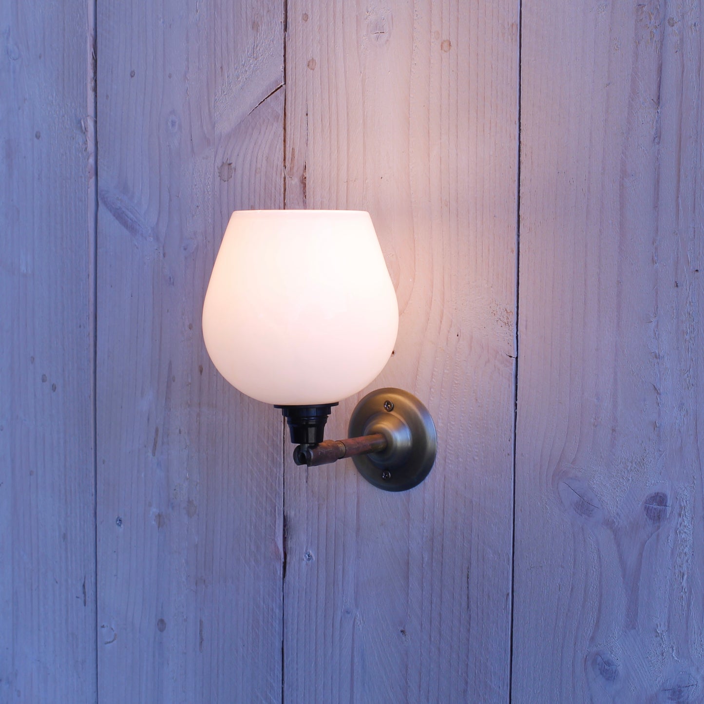 Bell Wall Lamp