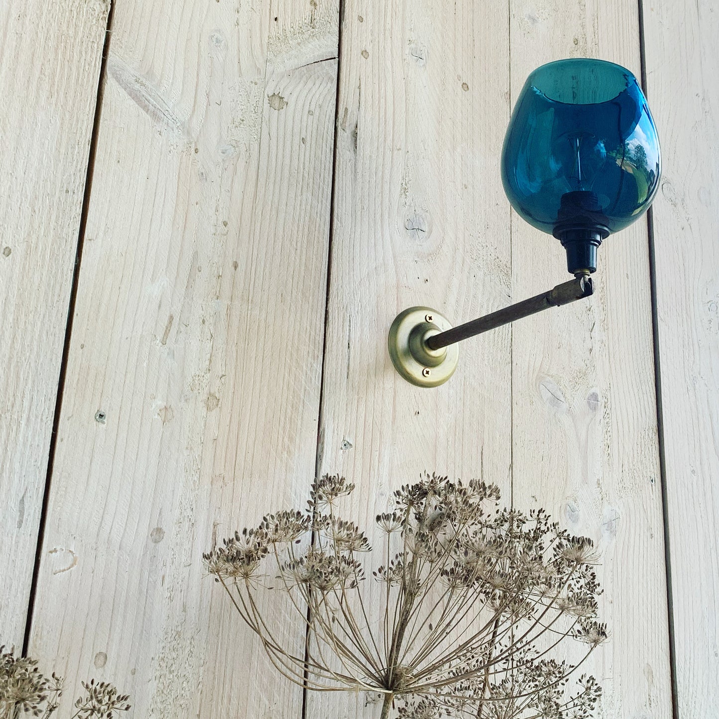 Bell Wall Lamp