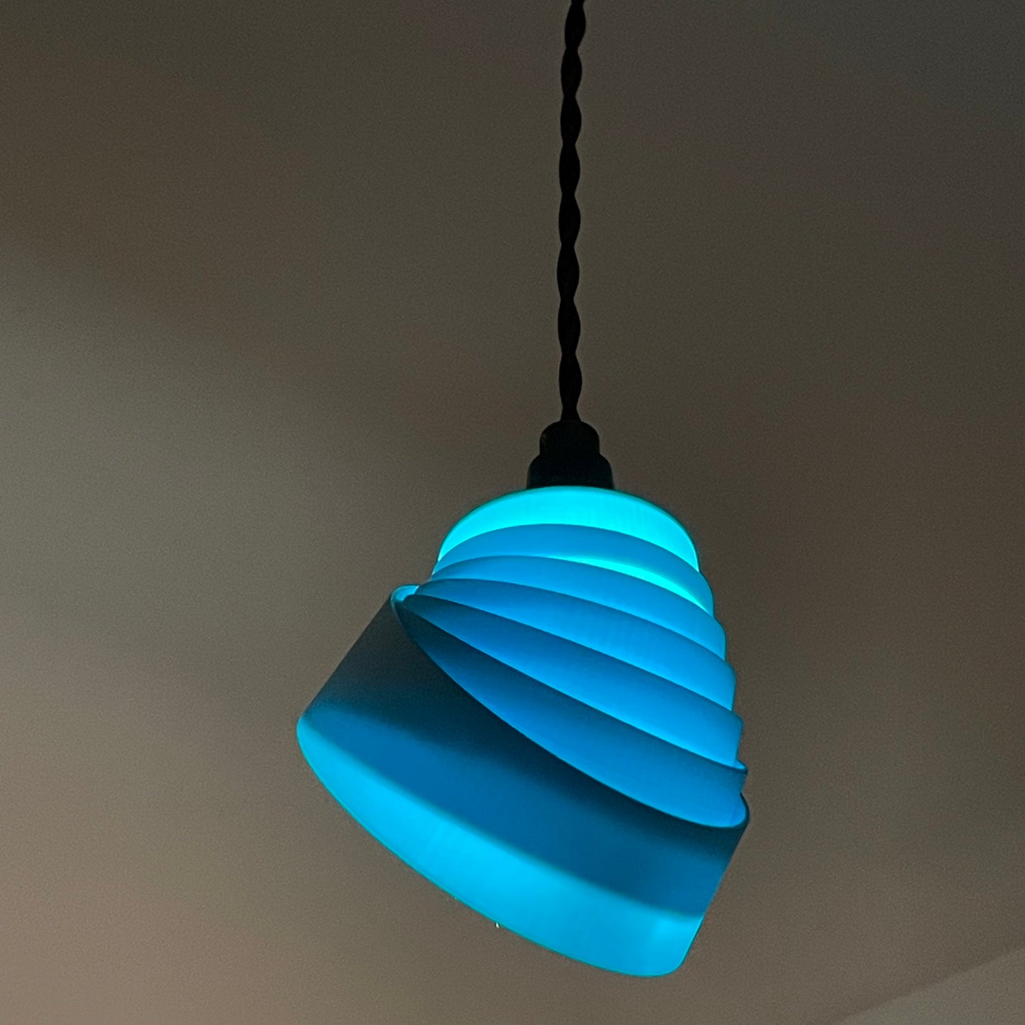 Whip Pendant lamp 100-140