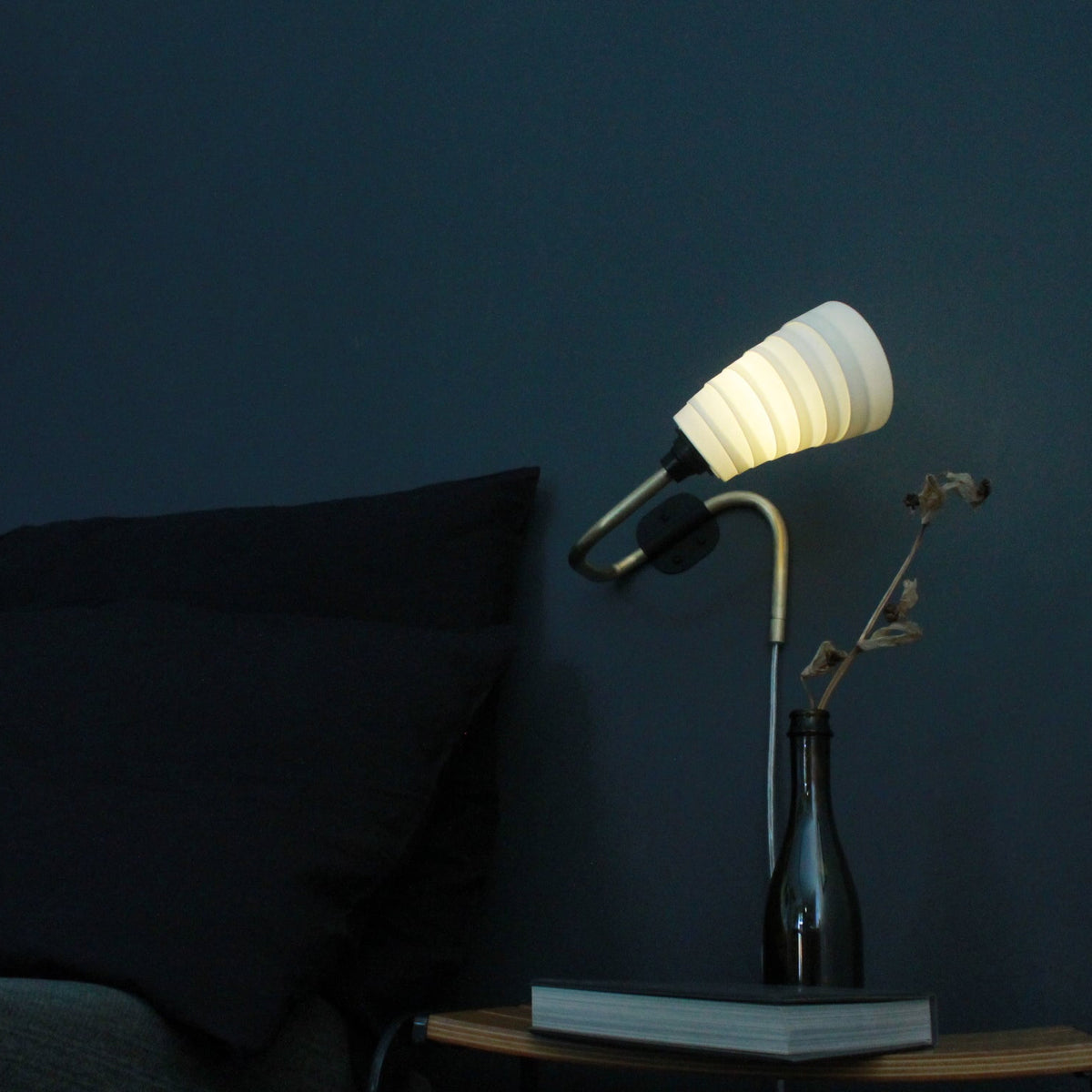 Whip 100-130 Wall Lamp S