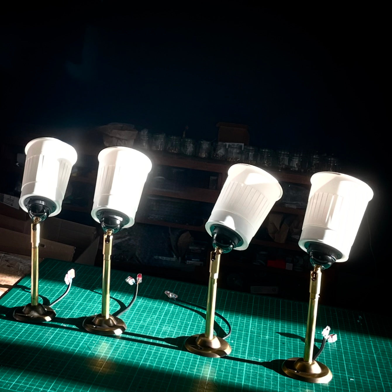 Noodle wall lamp 2-way knuckle black E27