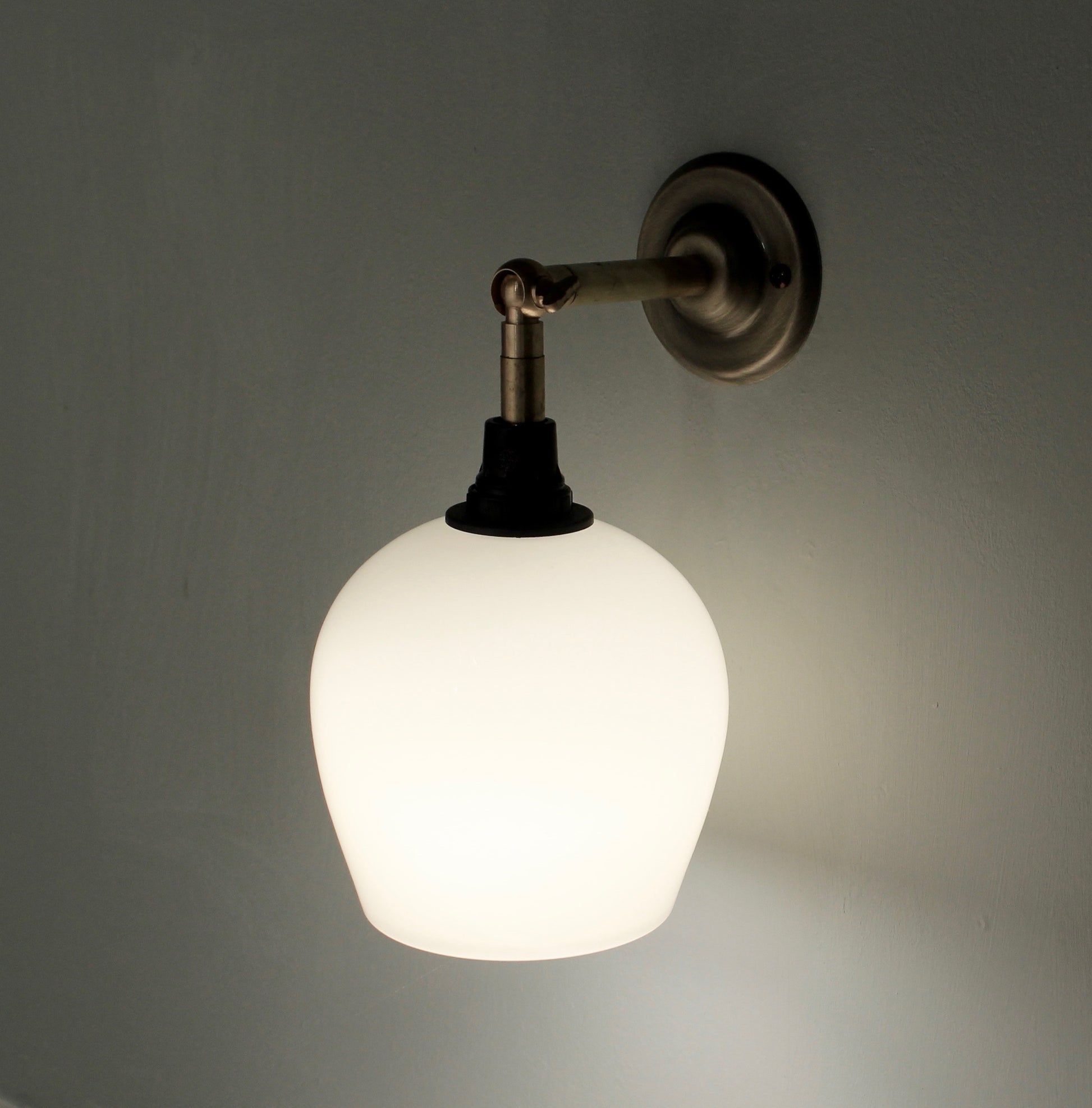 Bell 125 Wall Lamp