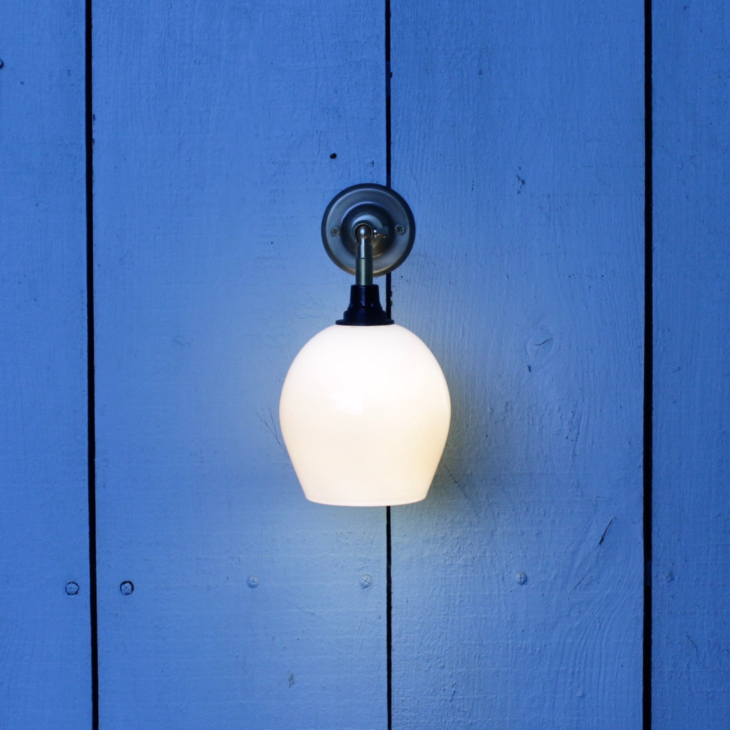 Bell 125 Wall Lamp