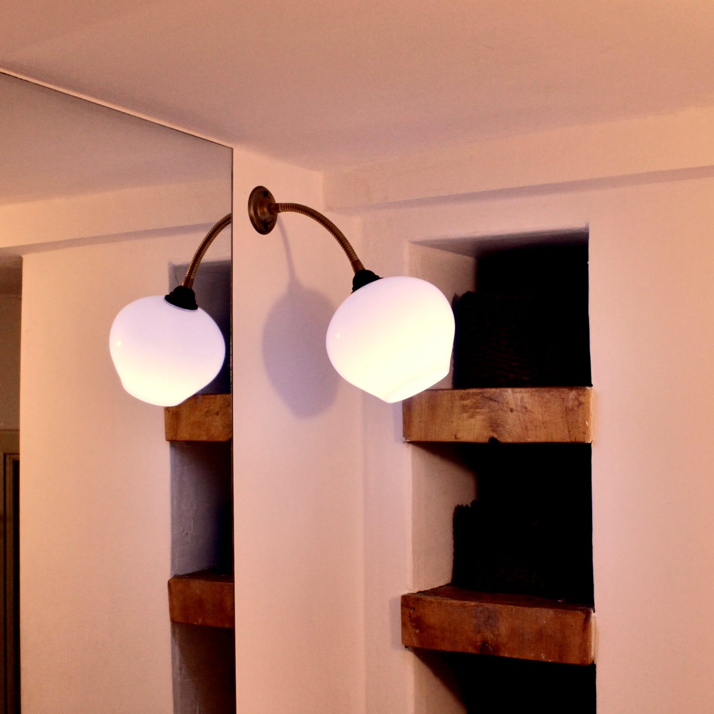 Bell Wide Wall Lamp